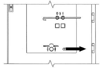 Рисунок 23 - Шторка доступа к винту перемещения кассеты вакуумного выключателя.